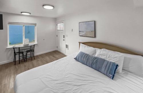 Rockaway Beach House | Ocean Rogue Inn Unit 9