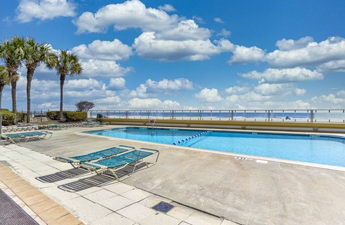 Myrtle Beach Condo | Oceanfront 5th floor,quiet,peaceful.beautiful views