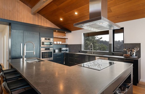Neahkahnie Beach House | OCEANFRONT - Unobstructed views of the Pacific Ocean and NEAH-KAH-NIE Mountain