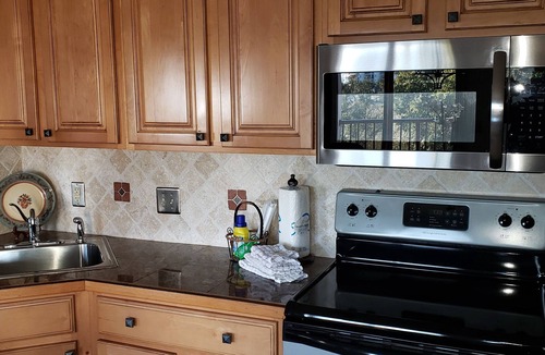 Folly Field Villa | OCT4-DEC2026 AVAIL:OCEANVIEW 3RDFL,2B/2B,50yd toBEACH,POOLS, tiledshowerELEVATOR