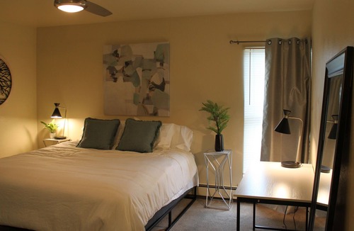 University Park Condo | Old town beauty