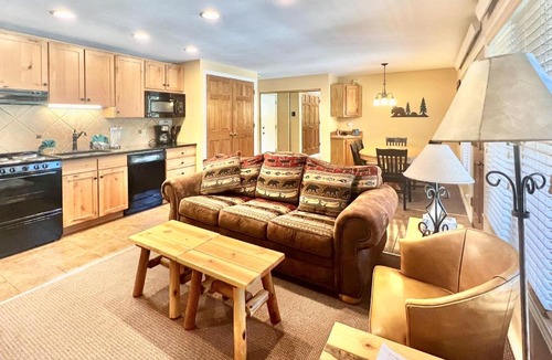 Grand Lake Apartment | On the Rapids