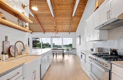 Rockaway Beach House | On The Rocks