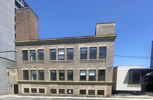 Queens House | Only Place Where Your Hotel Room Is the Whole Floor. All 8,675 Sq.Ft. 2BR/2BATH