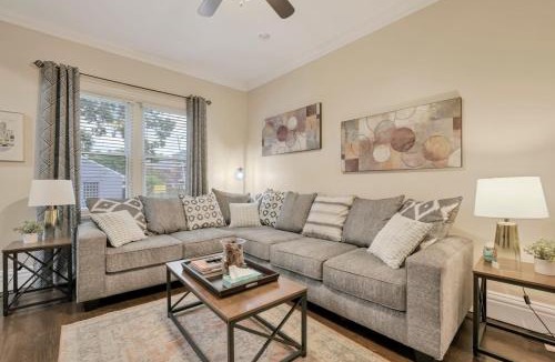 University District House | OSU and Short North 4 Bedroom Patio and Garage with EV