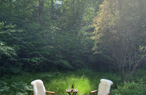 Keene House | Owl’s Landing Cottage is located high up in the foothills of the Sentential Mountain Range in scenic Keene NY, "Heart of the High Peaks."