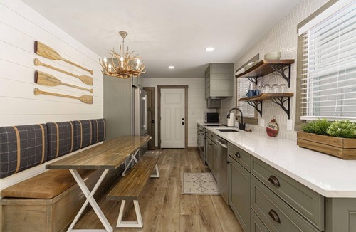 Lake Orion House | Paddler's Paradise: Serene Lake-Front Retreat in Lake Orion, MI