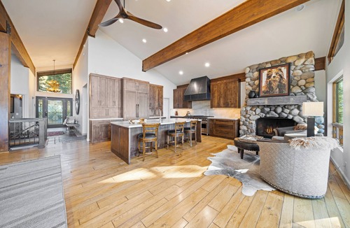 Incline Village House | Panoramic VIEWS, Theater, Bocce Ball, Hot Tub, Pool Table