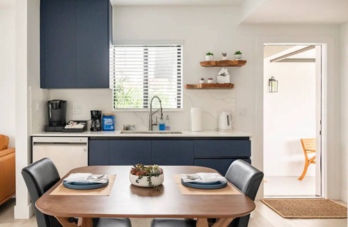 Coral Terrace House | Papas Villa Duplex Centrally Located in Miami. Both units included.