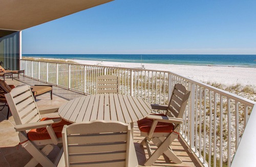 Ono Island Condo | Paradise 202w 'Newer, Nicer, Better!' View our HD virtual tour & 5-Star Reviews!
