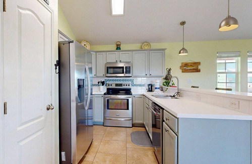 Port Aransas House | Parking for Boat, Shared Pool, Outdoor Seating Areas, Pet Friendly