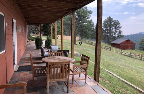 Golden Apartment | Peace, Tranquility, Wildlife and Amazing Open Space Views!