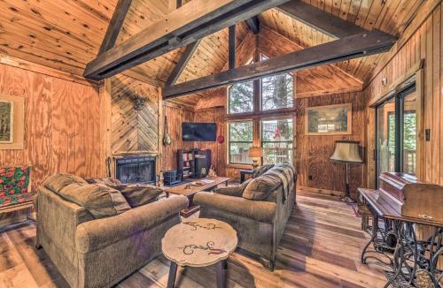 Cloudcroft House | Peaceful and Private Cloudcroft Cabin with Deck!