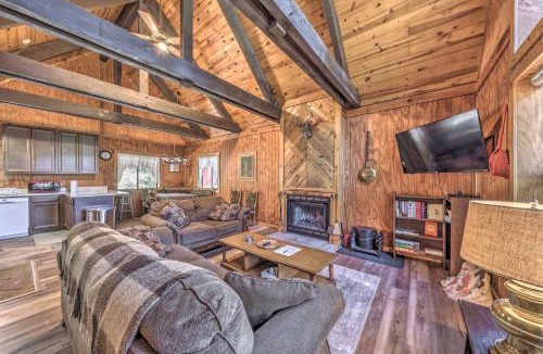 Cloudcroft House | Peaceful and Private Cloudcroft Cabin with Deck!