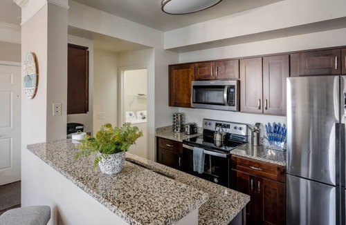 Midvale Apartment | Peaceful Retreat*Close to SKIING*Hot tub*Gym