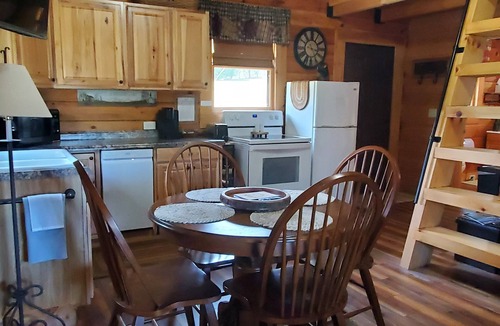 Glace Cabin | Peaceful, secluded mountain escape in Gap Mills, WV.