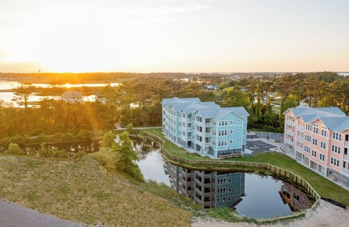 Bermuda Bay Condo | Pearl Point - Serene Retreat, Large End Unit, Peaceful Views