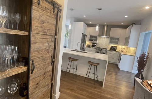 Central Boulder House | Pearl Street out Your Front Door, Flatirons View, Luxury Home in Central Boulder