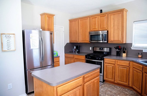 Pearland House | Pearland 4beds house close to the park and trail