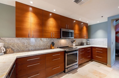 Kahana Condo | Penthouse Oceanview 7th floor! SK474 - Sullivan