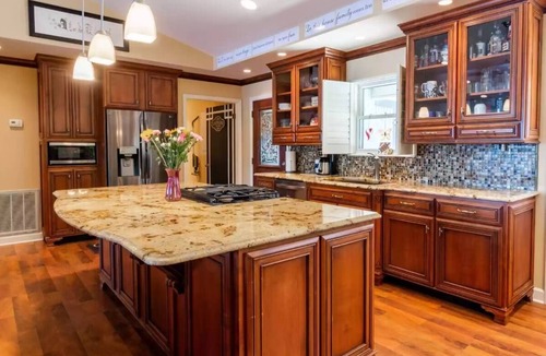 Spring City House | Perfect Lake House Watts Bar-Boat Option+Views+Ramp+Fixed/FloatingDocks+Firepit