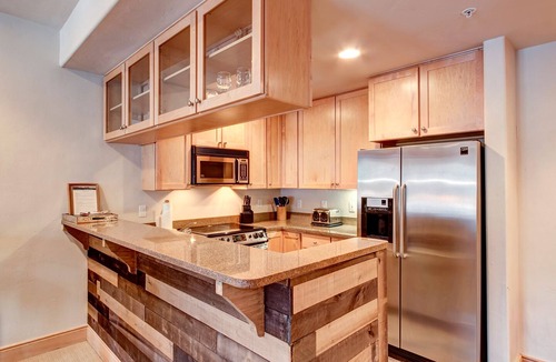 Historic District Condo | Perfect location, Heated garage parking!