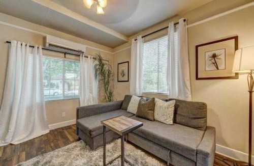 Midtown Sacramento Apartment | Perfect Location Walking Distance to Everything
