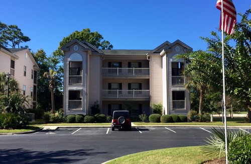 Pawleys Island Condo | Perfect Year-Round! 1st floor golf course condo, pool & hot tub, close to beach