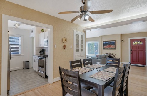 Nob Hill House | Perfectly located in the Albuquerque area of Nob Hill