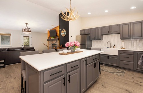 Grand Lake House | Pet Friendly, 4 Bedrooms + Game Room - Easy Walk to Lake Granby & Beacon Landing Marina