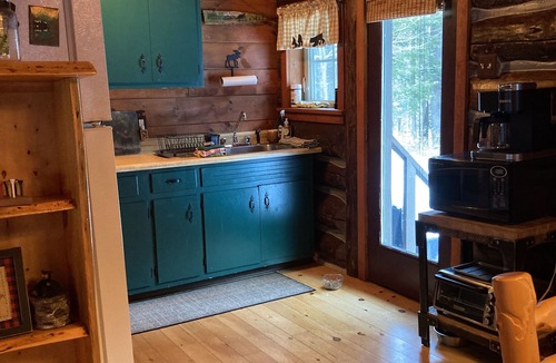 Day Cabin | PET FRIENDLY Adirondacks Log Cabin! Lake George, Saratoga, SPAC, Sacandaga