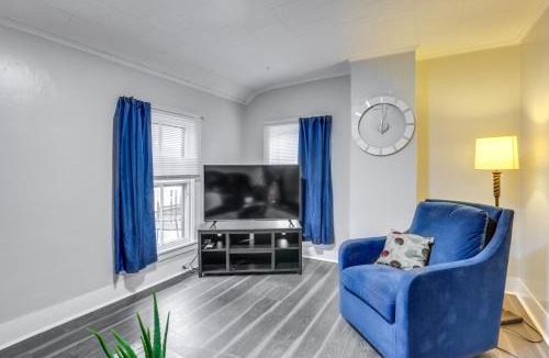 Auburn Apartment | Pet-Friendly Auburn Apartment with Balcony!