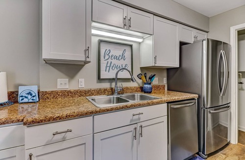 Fernandina Beach House | Pet Friendly | Updated Forest Ridge Villa | Short Walk to the Beach | Community Pool & Tennis