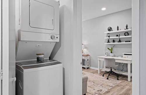 Shelter Cove Condo | Pet Friendly- Palmetto Dunes-Shelter Cove-Neptune-Luxury Villa