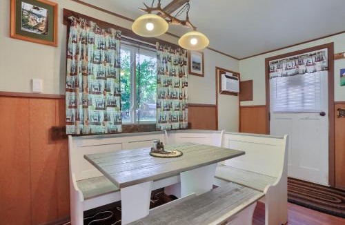 Tylersburg House | Pet Friendly Wi-fi Firepit Tv