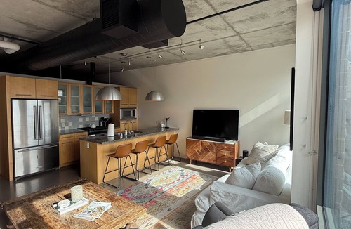 LoDo Condo | PH Condo. Amazing Views with Private Balcony. Walk to everything!