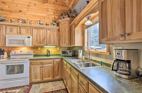 Phelps Cabin | Phelps Cabin on 26 Acres w/Fire Pit!