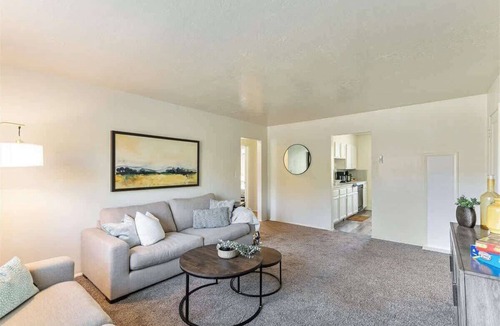 Bountiful Apartment | Pickleball Courts Close By, 5 Mins off i15!