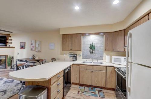 Lake Delton House | Piers and Pines at Island Pointe