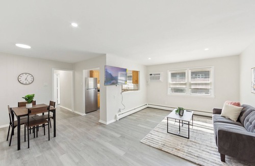Newark Apartment | Pine Brook 509 I Corporate 1.5Br Apt I Parking