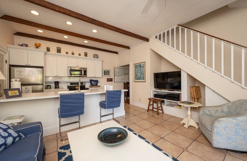 Downtown Cottage | PINEAPPLE COTTAGE: 2BR/2BA-Pvt Pool -1/2 block to Duval- RealKeyWest
