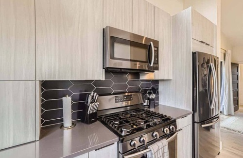 Evergreen Meadows House | Pinebox at Evergreen Modern 20Acres -Serene-Creek!