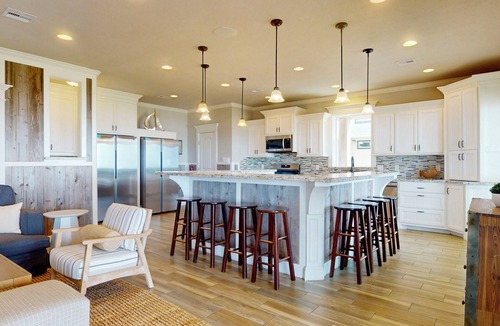 Crystal Beach House | Pirate's Beach: 6 BR, 4 BA House in Port Bolivar, Sleeps 30