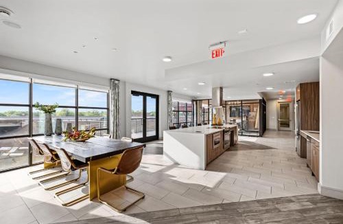 Waller Creek District Hotel | Placemakr Downtown Austin