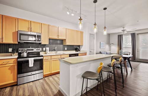Midtown Apartment | Placemakr Music Row - Vanderbilt