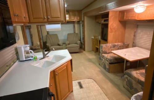 Beulah Apartment | Platte-Camper in Woods w/FirePit & Hot Tub Access