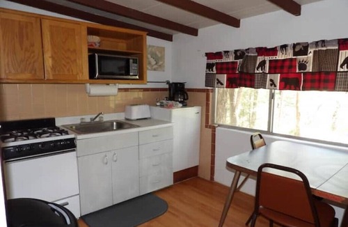 Ruidoso Cabin | Ponderosa Cabins 104 N Laurel cabin 16
