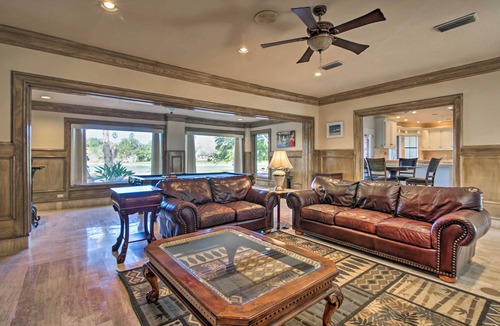 Harlingen House | Pool & Hot Tub: Lakefront Harlingen Home