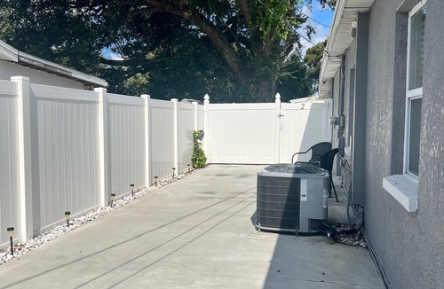 Egypt Lake-Leto Apartment | Powhatan suite just 5 mins away from Raymond James Stadium.