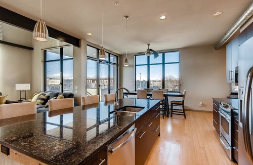 North Central Westminster House | Prime Location -Denver-Boulder - END UNIT w/Mountain View! Multiple decks!